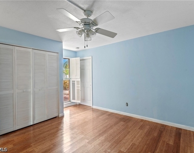 4105 Lakewood Boulevard - Photo Thumbnail 20