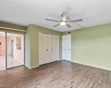 4105 Lakewood Boulevard - Photo Thumbnail 24