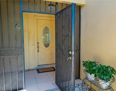 4105 Lakewood Boulevard - Photo Thumbnail 10