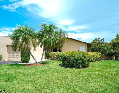 4105 Lakewood Boulevard - Photo Thumbnail 1
