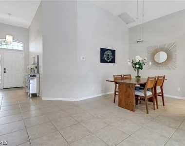 6773 Southern Oak Court - Photo Thumbnail 10