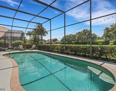 6773 Southern Oak Court - Photo Thumbnail 32