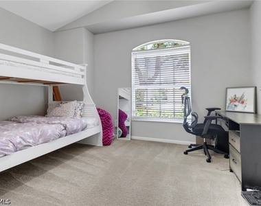 6773 Southern Oak Court - Photo Thumbnail 23