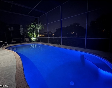6773 Southern Oak Court - Photo Thumbnail 2
