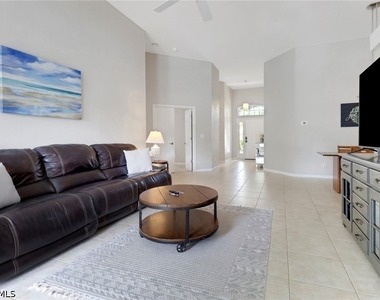 6773 Southern Oak Court - Photo Thumbnail 8
