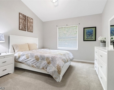 6773 Southern Oak Court - Photo Thumbnail 21