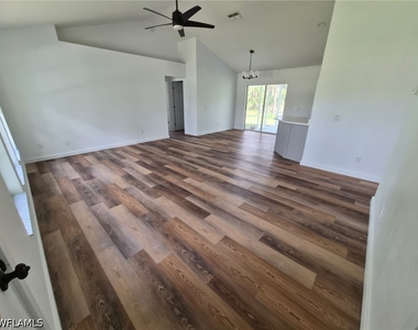 3330 12th Avenue Se - Photo Thumbnail 11