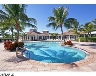 3025 Driftwood Way - Photo Thumbnail 10