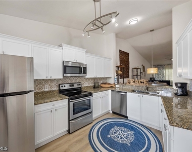 640 Luisa Lane - Photo Thumbnail 14