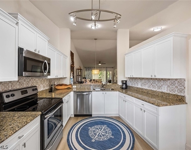 640 Luisa Lane - Photo Thumbnail 18