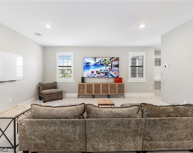 9557 Caymas Terrace - Photo Thumbnail 39