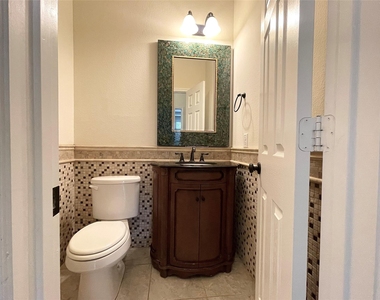 5366 Blue Mountain Lane - Photo Thumbnail 20