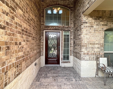 5366 Blue Mountain Lane - Photo Thumbnail 1