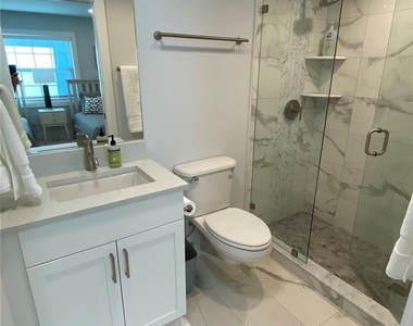 1222 Gordon Drive - Photo Thumbnail 22