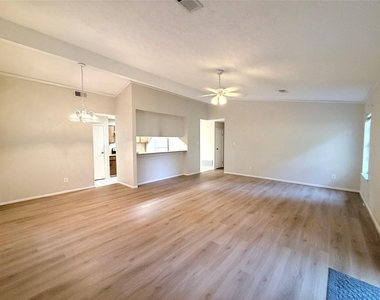 1318 Sand Stone Drive - Photo Thumbnail 1