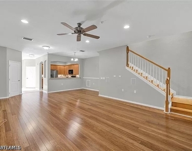 4400 Lazio Way - Photo Thumbnail 15