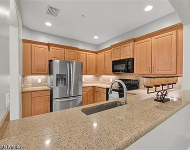 4400 Lazio Way - Photo Thumbnail 8