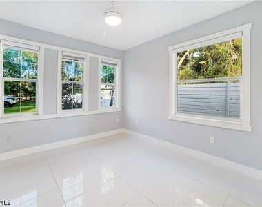 3332 6th Avenue Se - Photo Thumbnail 11