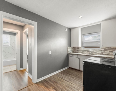 3420 Michigan Street Street - Photo Thumbnail 3