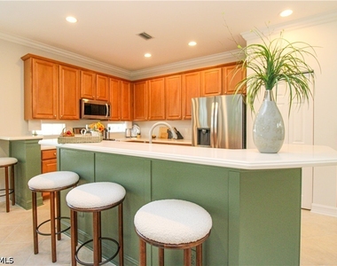 1912 Tarpon Bay Drive N - Photo Thumbnail 8