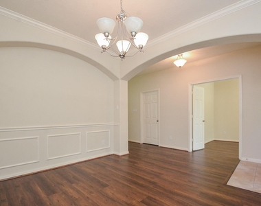 5218 Lacey Oak Meadow - Photo Thumbnail 6