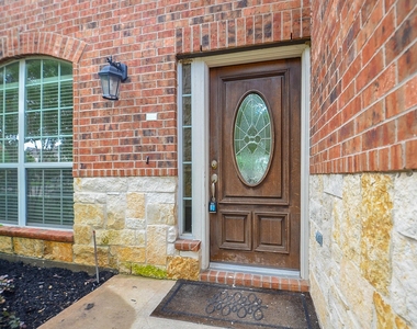 5218 Lacey Oak Meadow - Photo Thumbnail 3