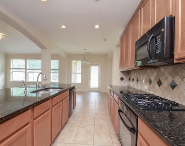 5218 Lacey Oak Meadow - Photo Thumbnail 13
