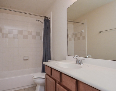 5218 Lacey Oak Meadow - Photo Thumbnail 37