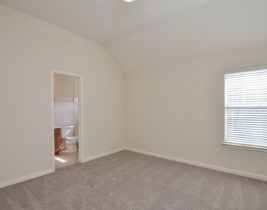 5218 Lacey Oak Meadow - Photo Thumbnail 34