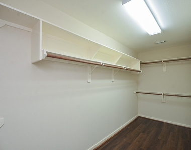 5218 Lacey Oak Meadow - Photo Thumbnail 24