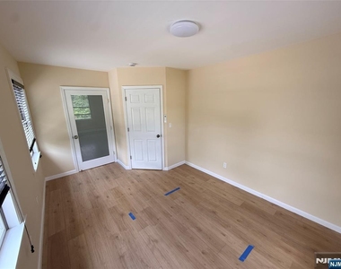 48 Ringwood - Photo Thumbnail 13