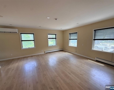 48 Ringwood - Photo Thumbnail 4