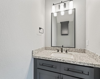 7704 Sealey Street - Photo Thumbnail 8