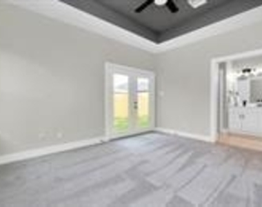 309 Gans Street - Photo Thumbnail 3