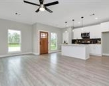 309 Gans Street - Photo Thumbnail 5