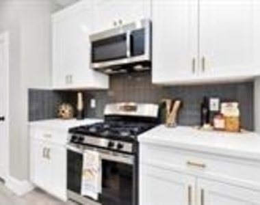 309 Gans Street - Photo Thumbnail 4