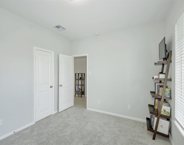 4506 Painted Bunting Lane - Photo Thumbnail 14