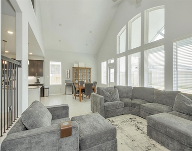 4506 Painted Bunting Lane - Photo Thumbnail 11