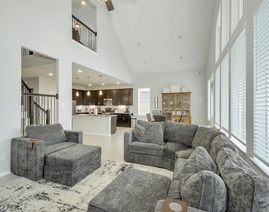 4506 Painted Bunting Lane - Photo Thumbnail 12