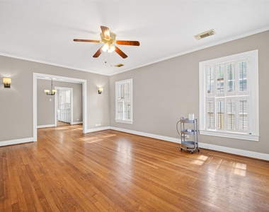 1210 Shearn Street - Photo Thumbnail 4