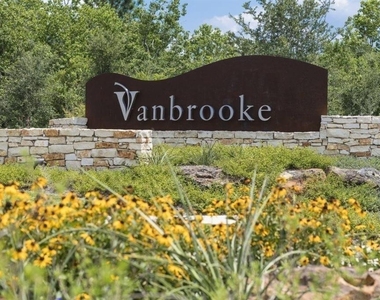 5106 Eagle Falls Lane - Photo Thumbnail 7