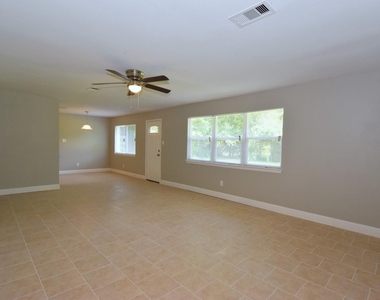 3615 Willie Way - Photo Thumbnail 3