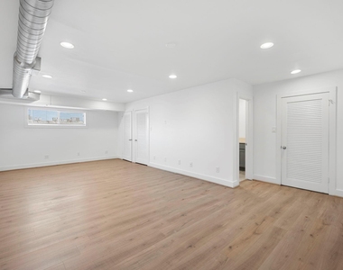 234 Westheimer Road - Photo Thumbnail 10