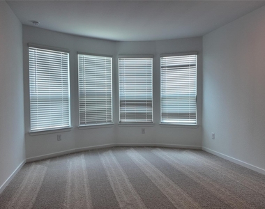 15645 Wandering Maple Way - Photo Thumbnail 9