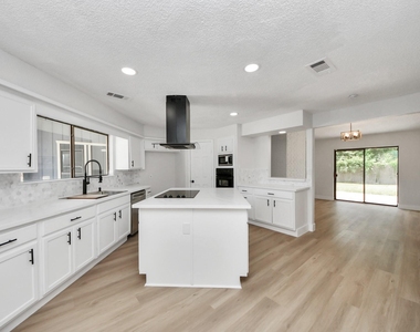 7427 Willow Oak Drive - Photo Thumbnail 26