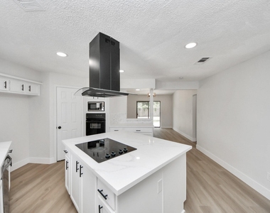 7427 Willow Oak Drive - Photo Thumbnail 27