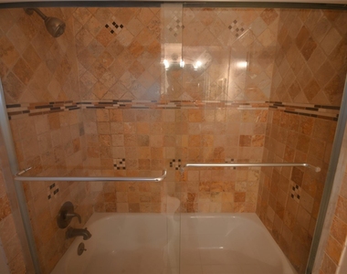 8314 La Roche Lane - Photo Thumbnail 20