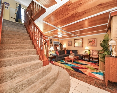 17018 Water Oak Drive - Photo Thumbnail 5