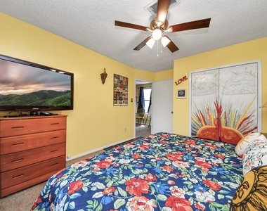 17018 Water Oak Drive - Photo Thumbnail 33