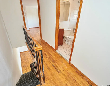 29 7th Avenue South - Photo Thumbnail 4
